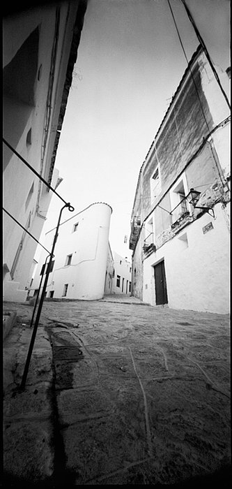 Dalt vila - Holga 120 + Agfa APX 100 - expired